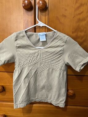Beige Short Sleeve form fitting top